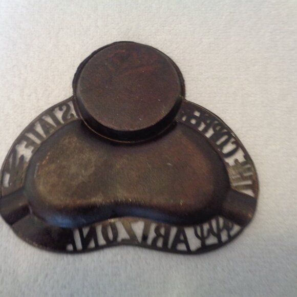 VINTAGE & RETRO COPPERY ARIZONA METAL PICTURES WRITING ASHTRAY MADE IN JAPAN - Picture 2 of 5